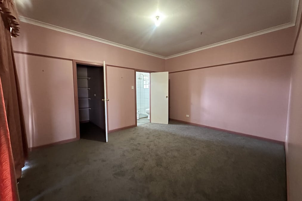 18 Braeside Road, Katanning, WA, 6317 - Image 6