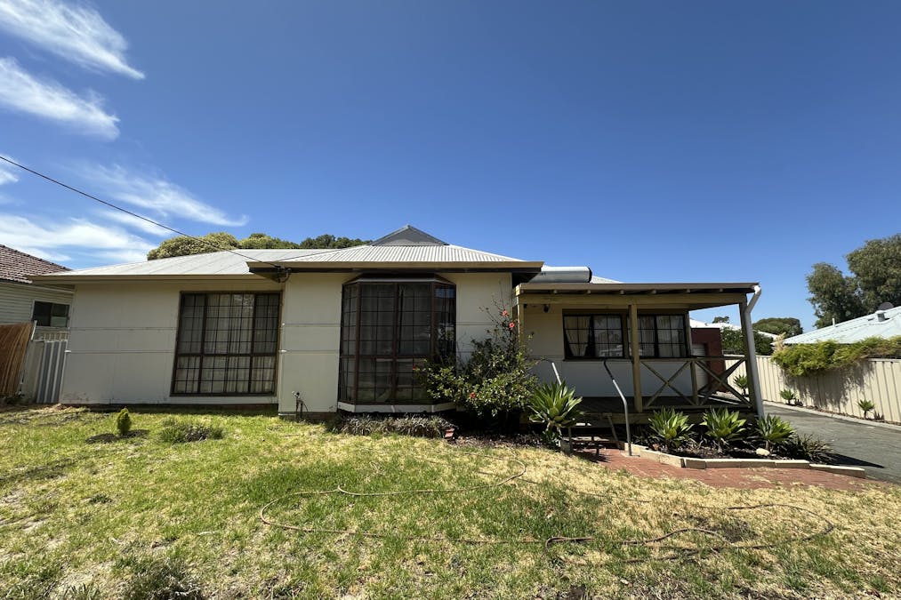 18 Braeside Road, Katanning, WA, 6317 - Image 24