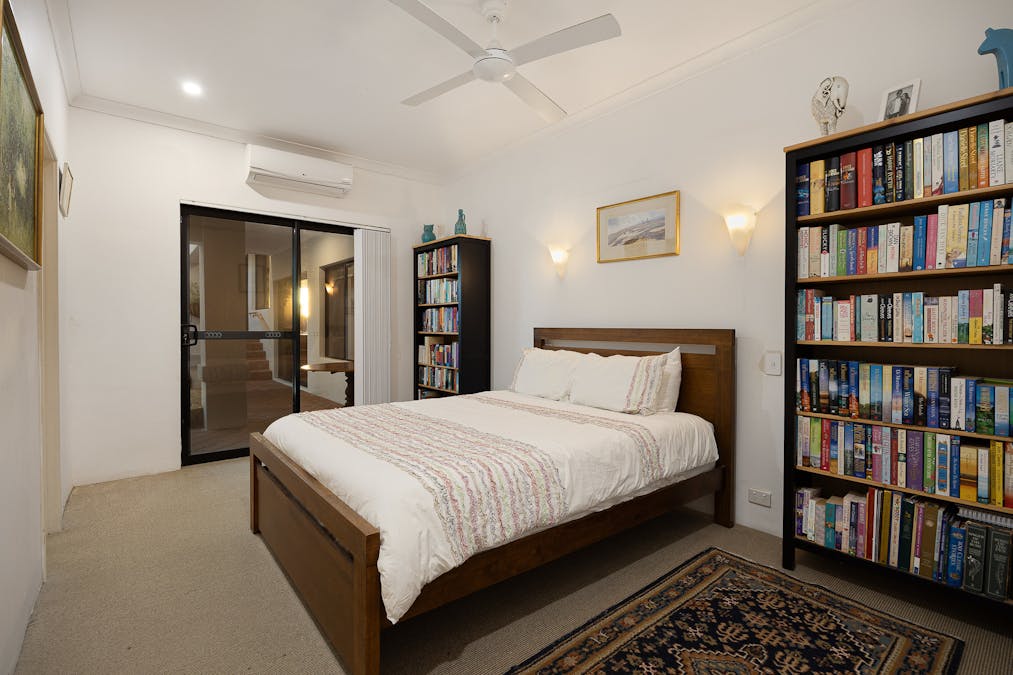 20 Warnbro Beach Road, Safety Bay, WA, 6169 - Image 14