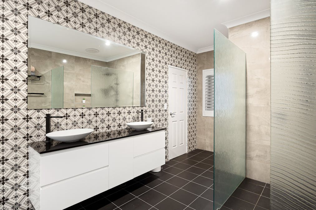 20 Warnbro Beach Road, Safety Bay, WA, 6169 - Image 23