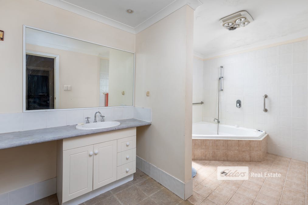 11 Lawley Street, Collie, WA, 6225 - Image 10