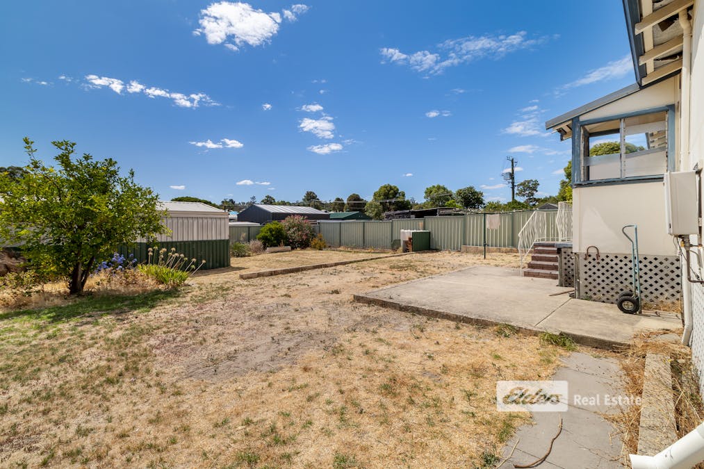 11 Lawley Street, Collie, WA, 6225 - Image 19