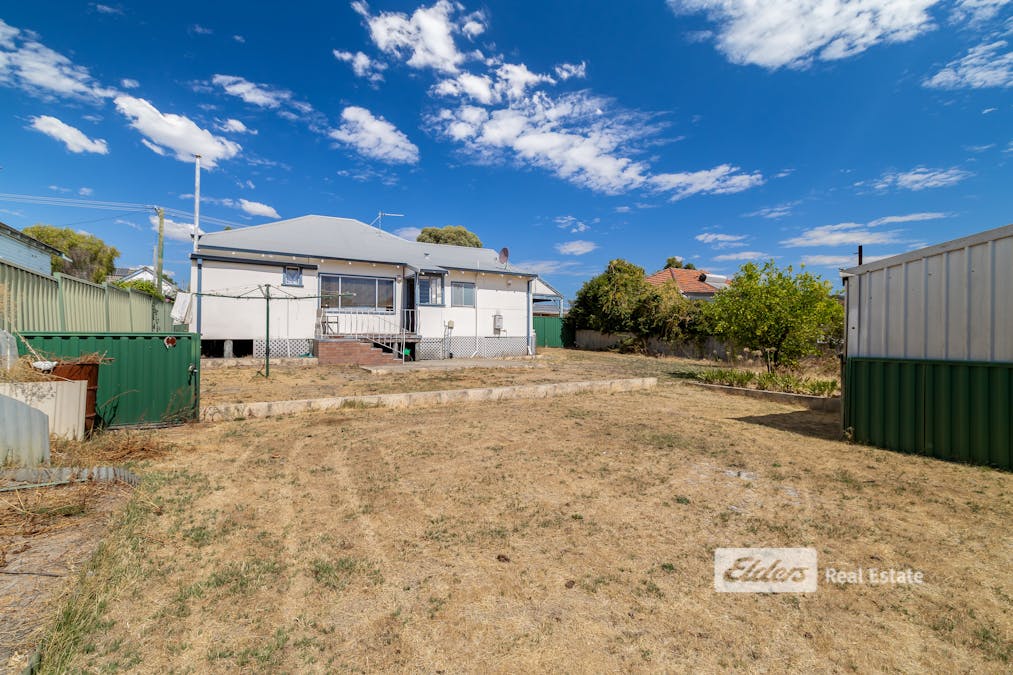 11 Lawley Street, Collie, WA, 6225 - Image 18