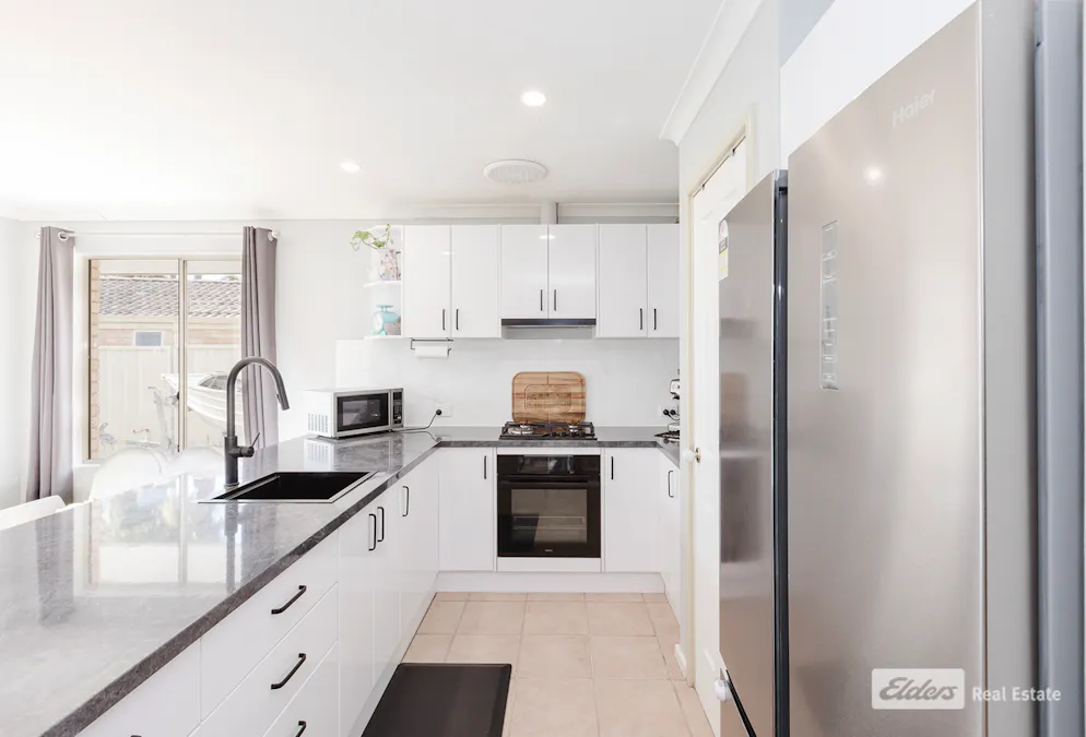 6 Salvado Road, Orana, WA, 6330 - Image 3