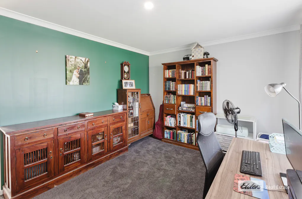 6 Salvado Road, Orana, WA, 6330 - Image 10