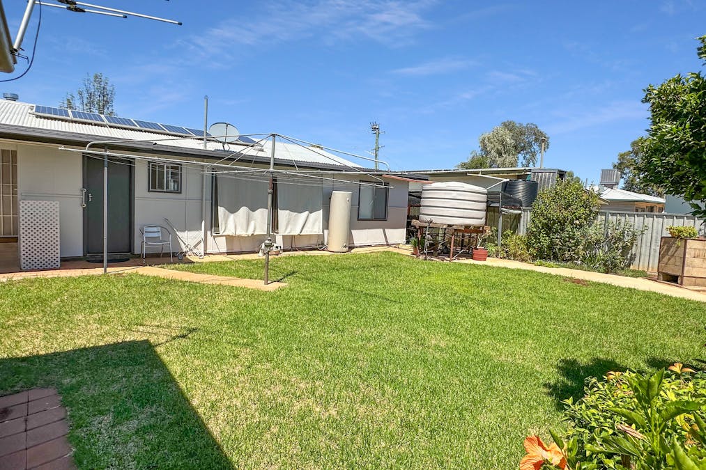 59 Bradley Street, Cobar, NSW, 2835 - Image 16