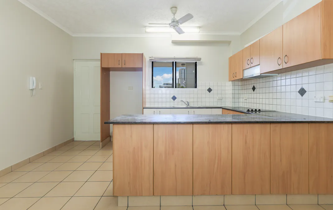 2/80 Woods Street, Darwin City, NT, 0800 - Image 3