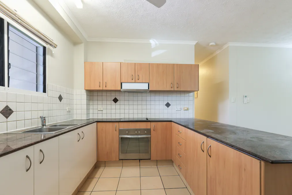 2/80 Woods Street, Darwin City, NT, 0800 - Image 2