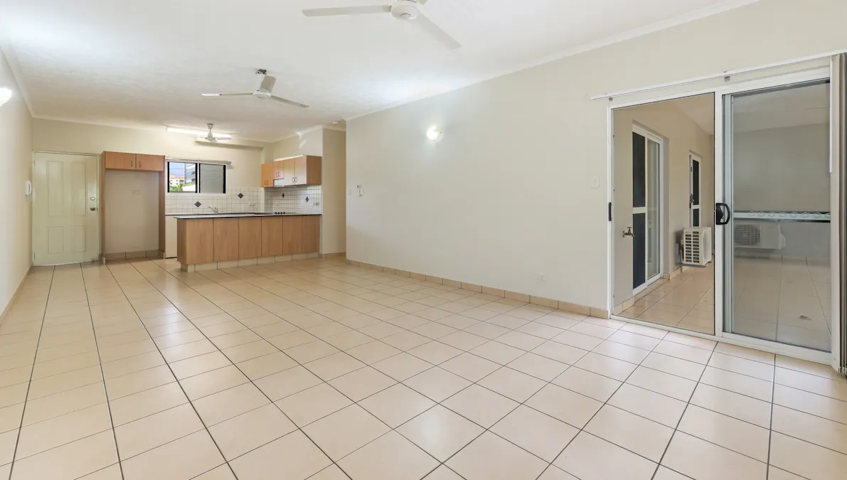 2/80 Woods Street, Darwin City, NT, 0800 - Image 1