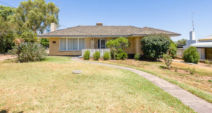 44 Gordon Street, Northam, WA, 6401 - Image 1