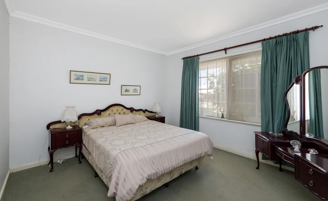 44 Gordon Street, Northam, WA, 6401 - Image 13