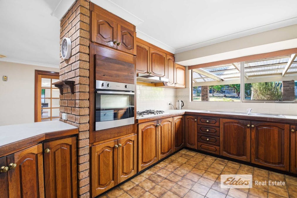 92 Warren Road, Millbrook, WA, 6330 - Image 18