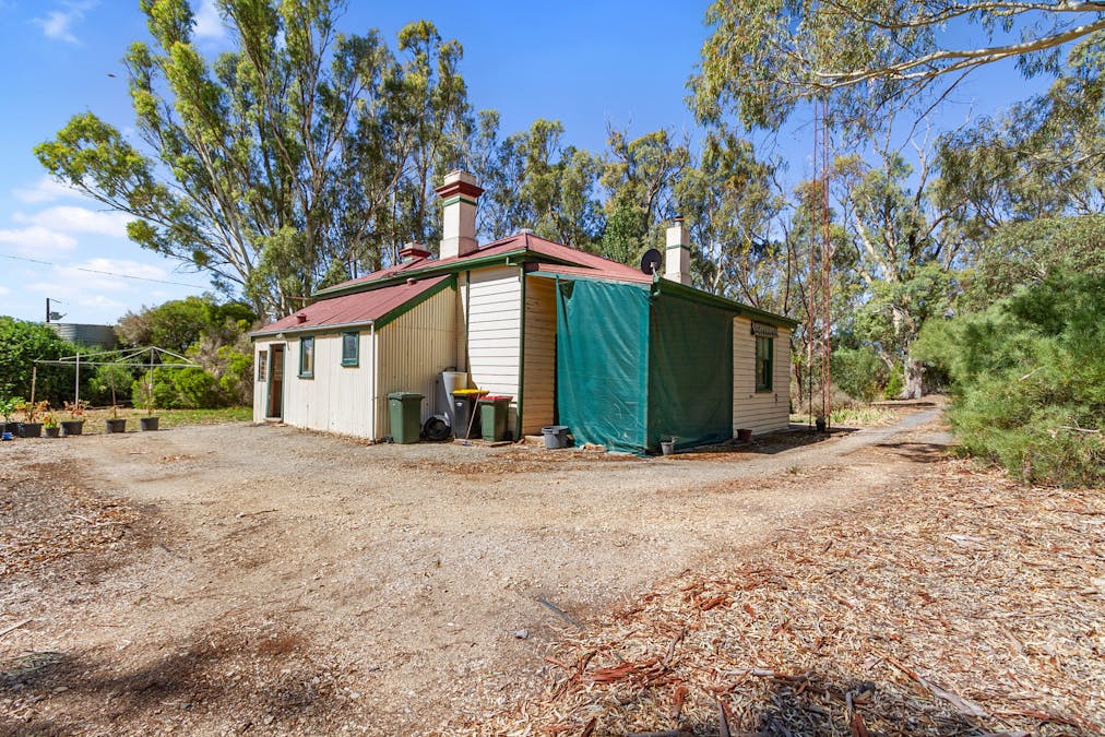 19 John Street, Hallett, SA, 5419 - Image 11