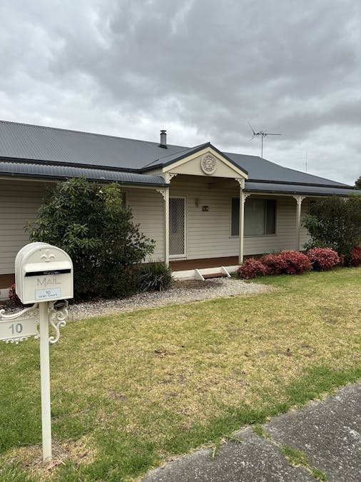 10 Uren Court, Hamilton, VIC, 3300 - Image 9