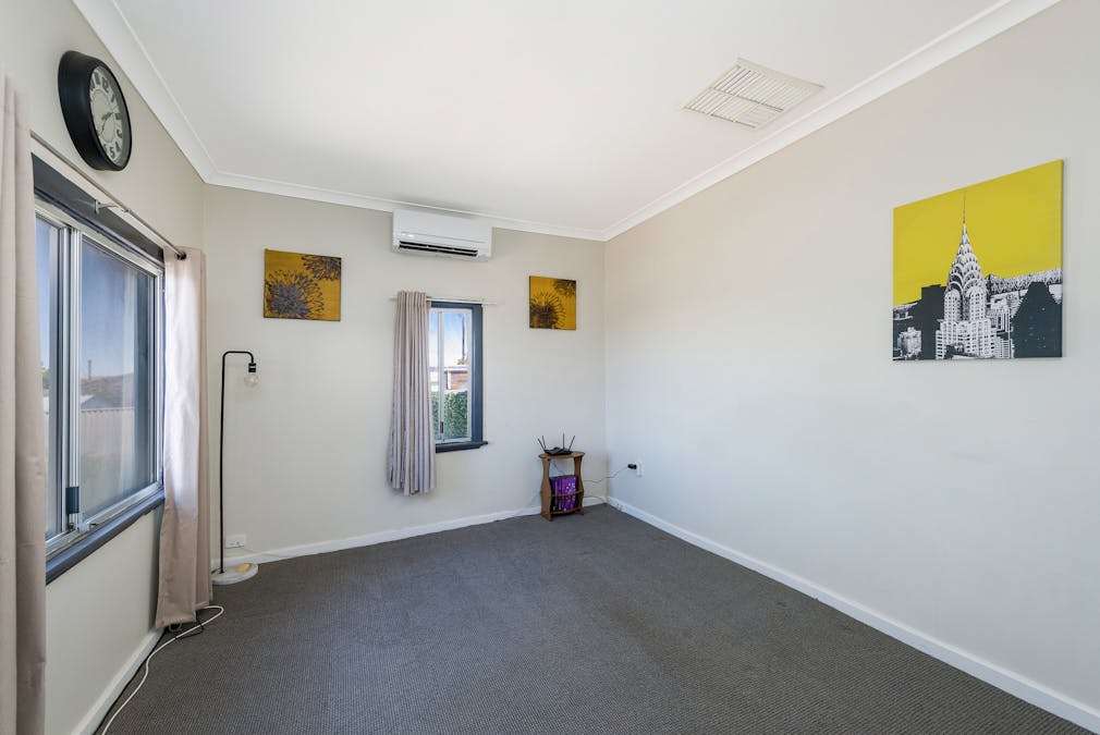 1 Sholl Street, Northam, WA, 6401 - Image 5
