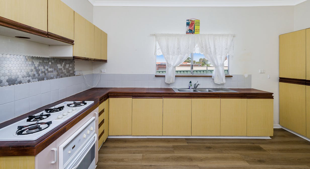 1 Sholl Street, Northam, WA, 6401 - Image 7