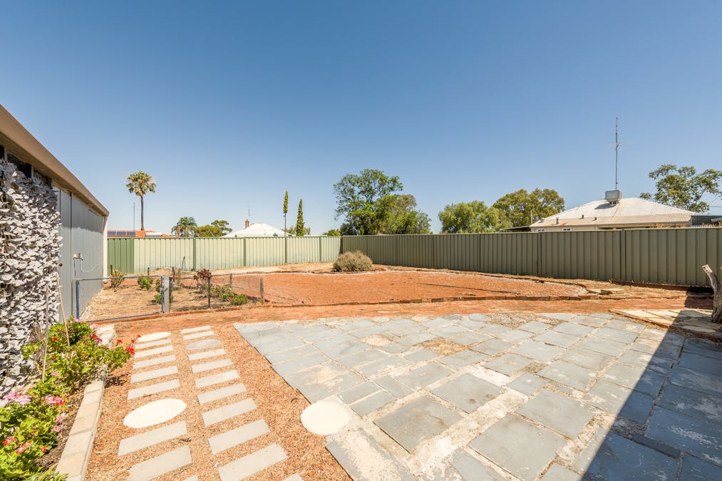 1 Sholl Street, Northam, WA, 6401 - Image 25