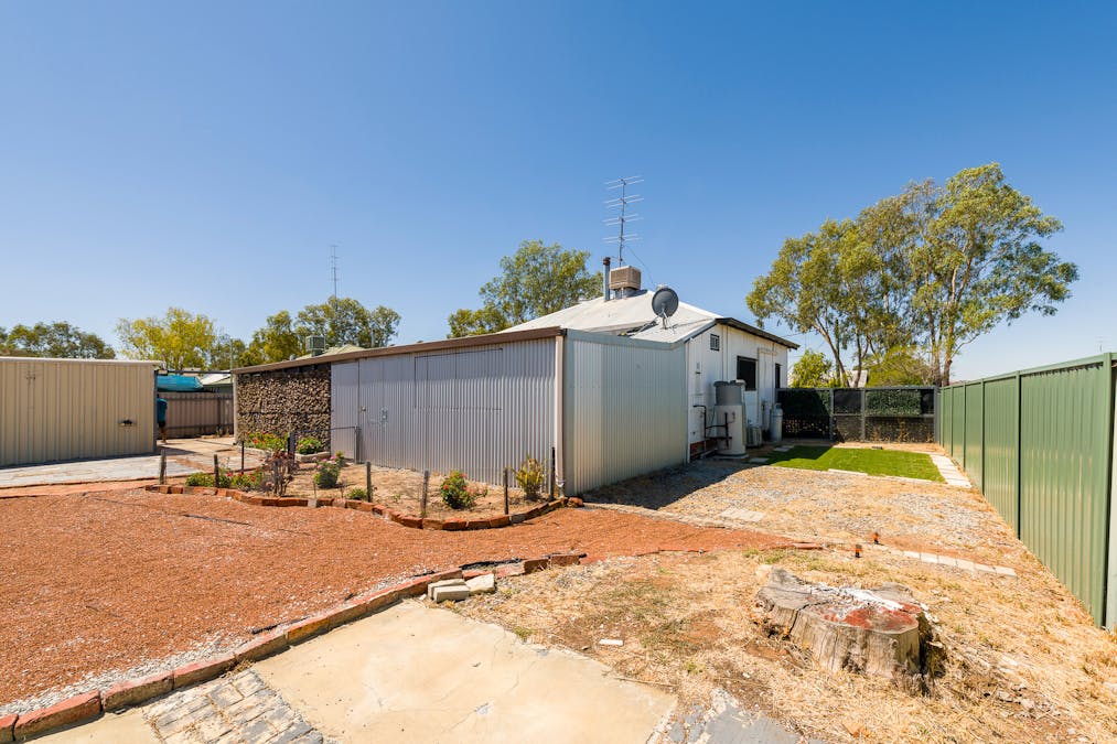 1 Sholl Street, Northam, WA, 6401 - Image 28