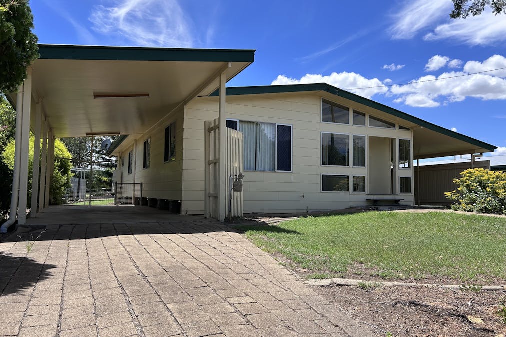 13 Moy Street, Dalby, QLD, 4405 - Image 2