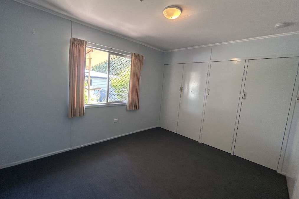 13 Moy Street, Dalby, QLD, 4405 - Image 10