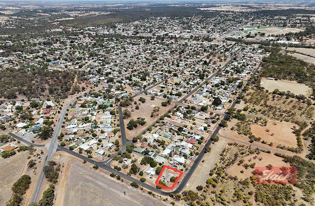 112 Bannister Street, Narrogin, WA, 6312 - Image 25