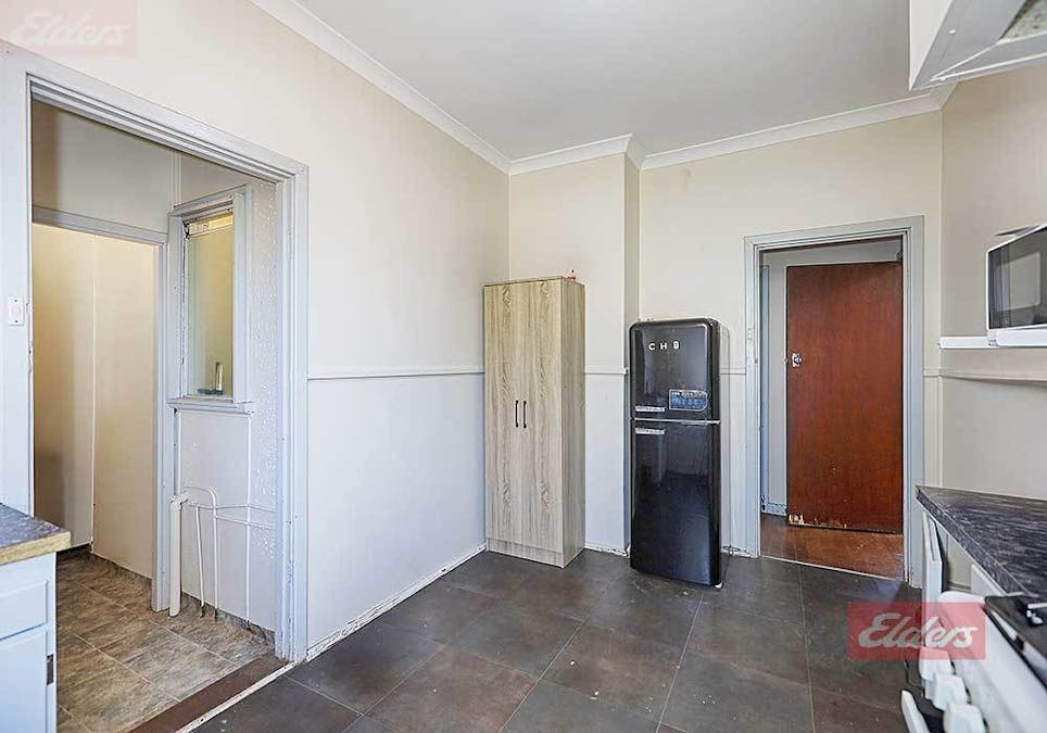 112 Bannister Street, Narrogin, WA, 6312 - Image 10