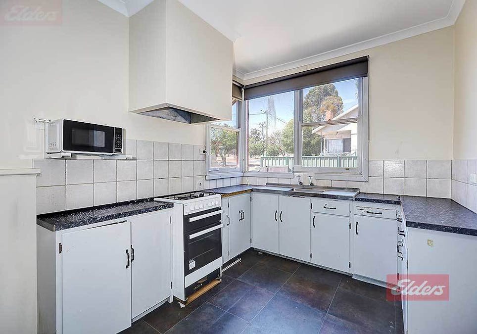 112 Bannister Street, Narrogin, WA, 6312 - Image 9