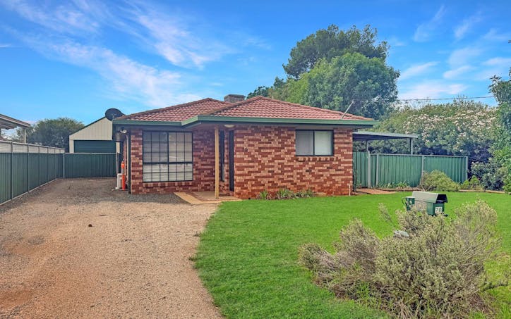 70 Brolgan Road, Parkes, NSW, 2870 - Image 1