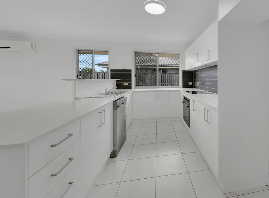 20 Bendee Street, Glen Eden, QLD, 4680 - Image 4