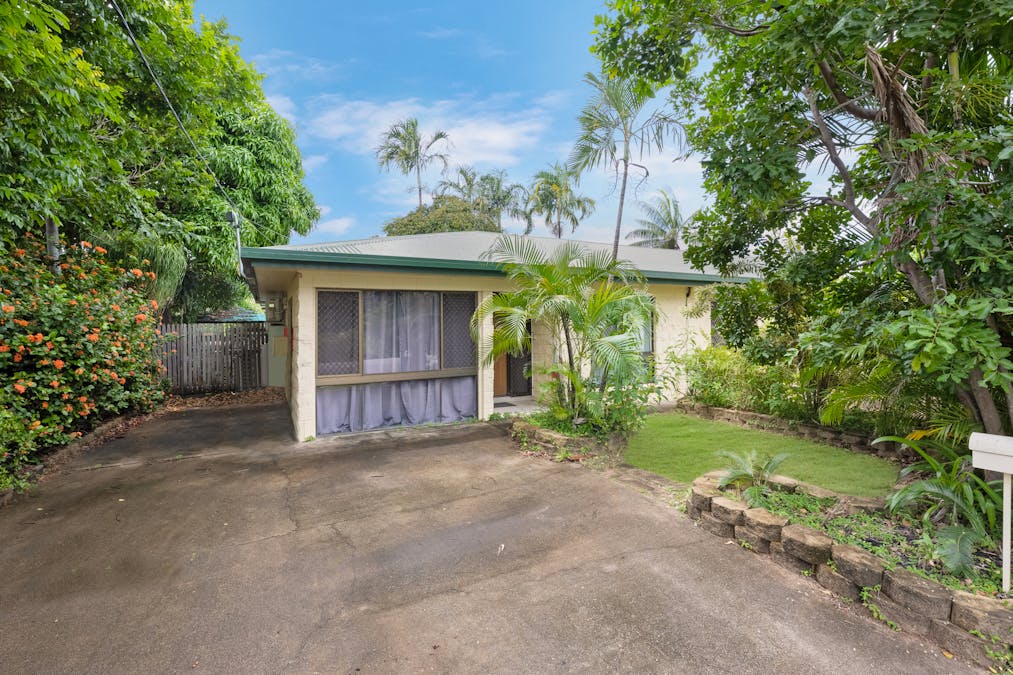 4/11-13 Hughes Street, Hermit Park, QLD, 4812 - Image 1