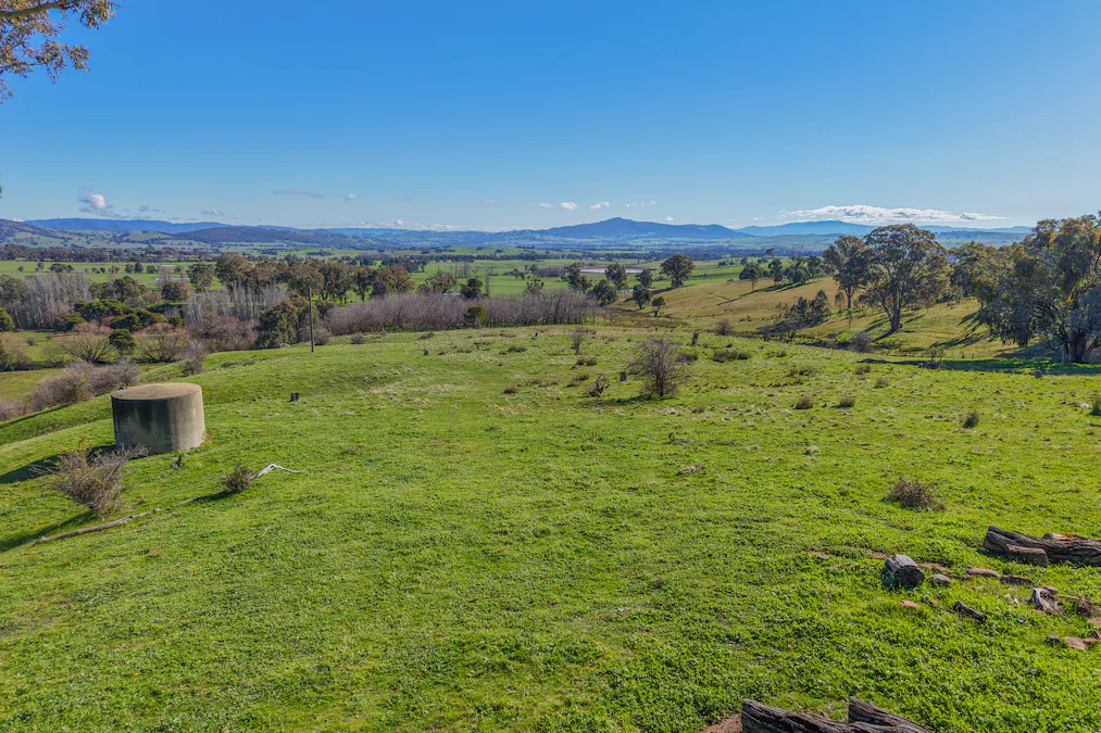 155 Shanks Lane, Boorolite, VIC, 3723 - Image 3