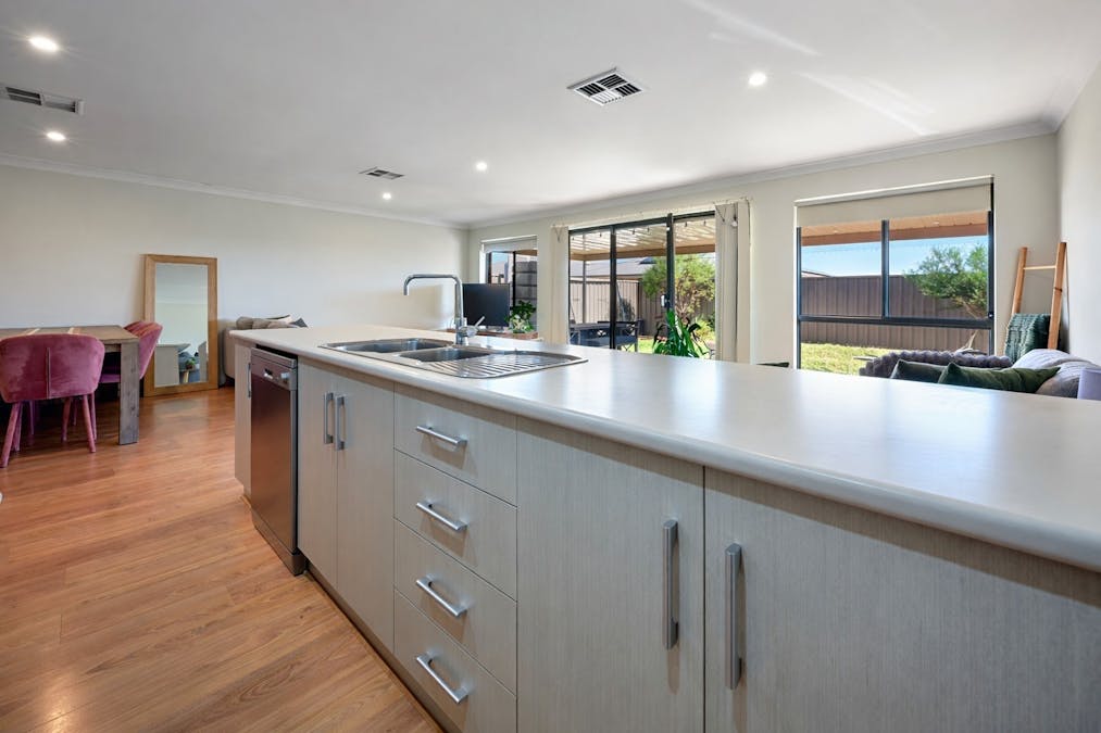 5 Gale Street, Whyalla Jenkins, SA, 5609 - Image 8