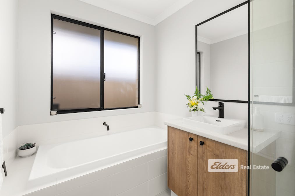 26 Jargoon Approach, Dalyellup, WA, 6230 - Image 13