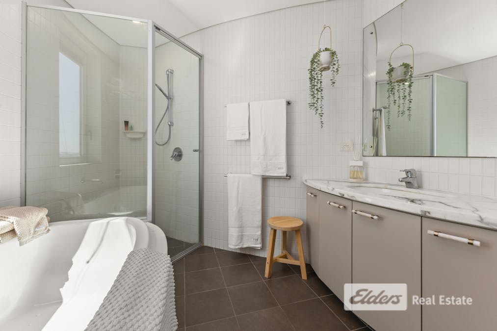 28/11 Casuarina Drive, Bunbury, WA, 6230 - Image 15