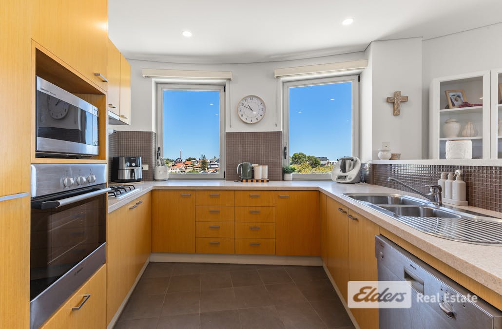 28/11 Casuarina Drive, Bunbury, WA, 6230 - Image 5