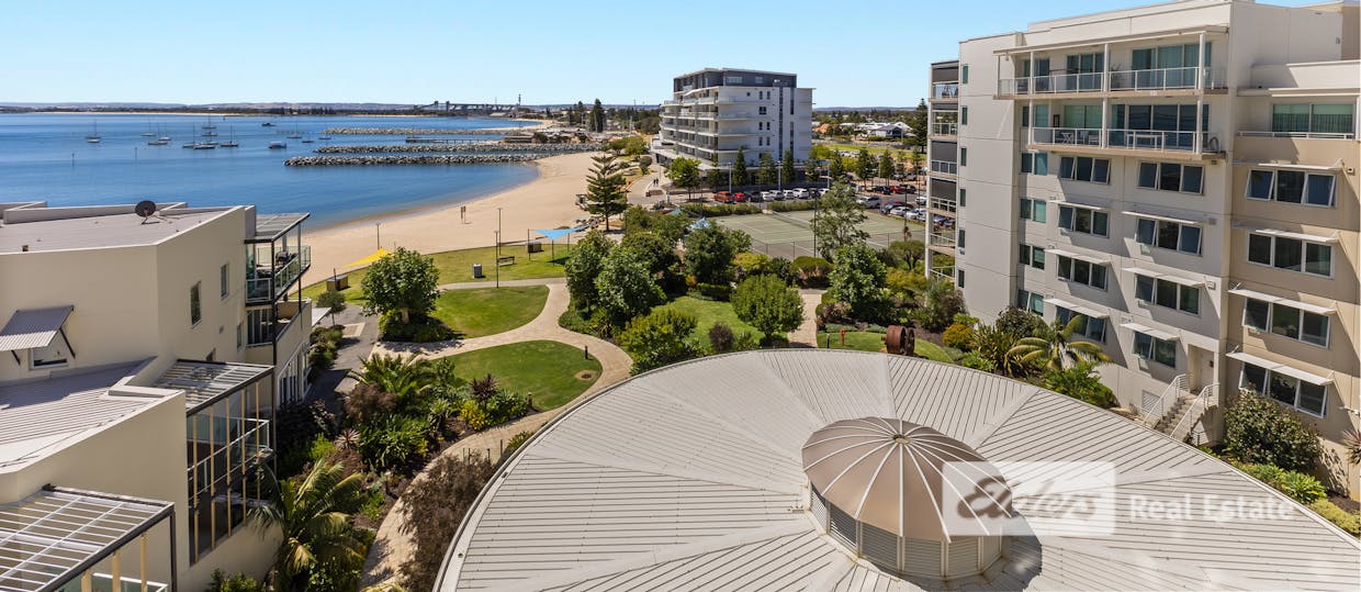 28/11 Casuarina Drive, Bunbury, WA, 6230 - Image 1