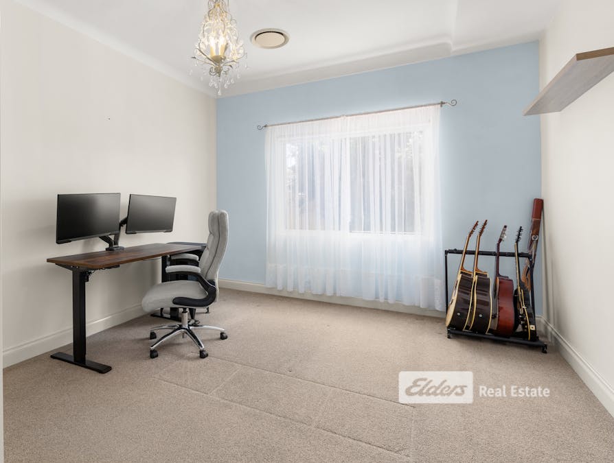 8 Gregory Street, South Bunbury, WA, 6230 - Image 11