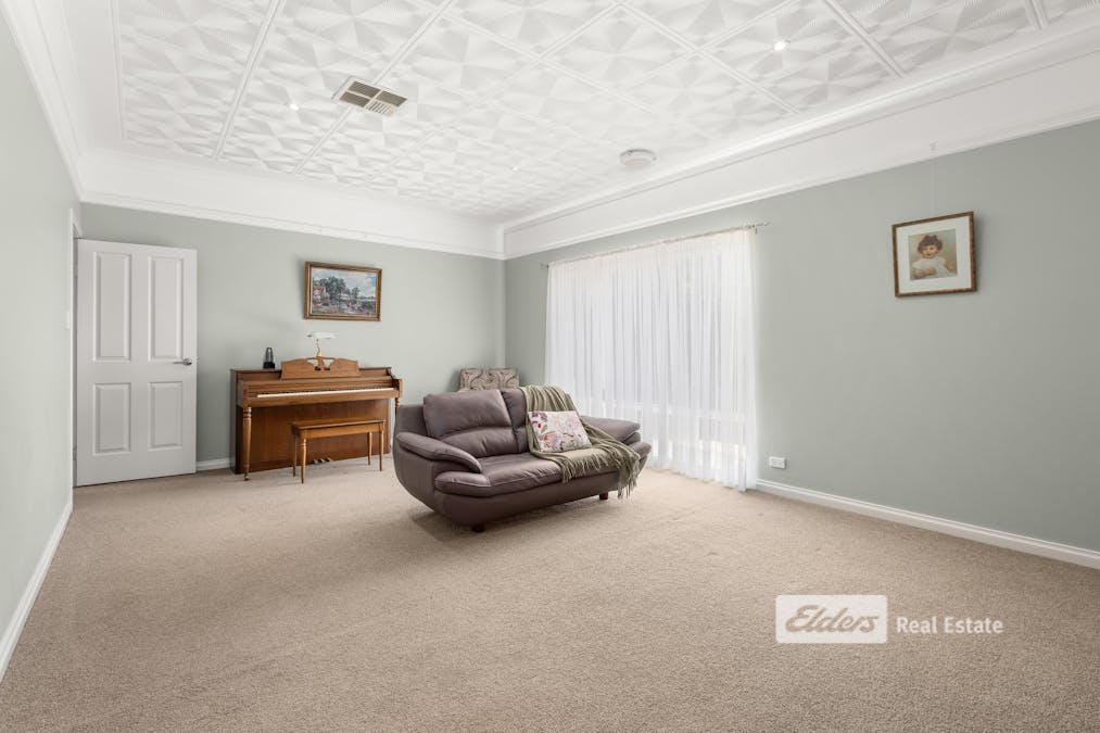 8 Gregory Street, South Bunbury, WA, 6230 - Image 14