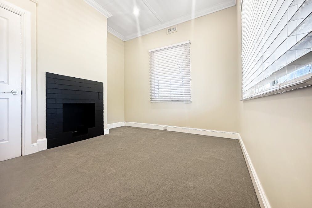 23 Gap Street, Parkes, NSW, 2870 - Image 4