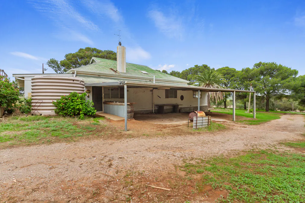 7621 Goyder Highway, Burra, SA, 5417 - Image 22