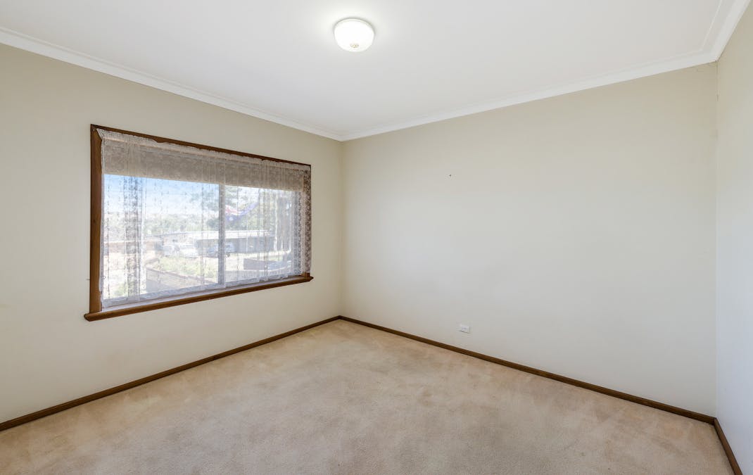 74 Kennedy Street, Northam, WA, 6401 - Image 15