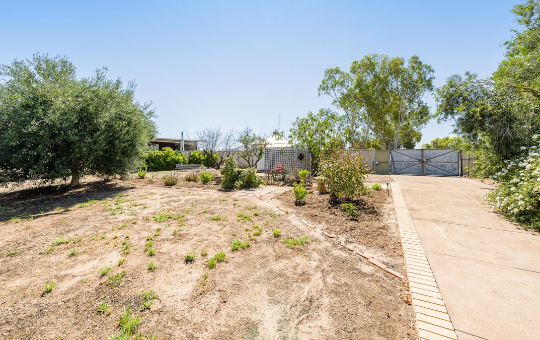 74 Kennedy Street, Northam, WA, 6401 - Image 25