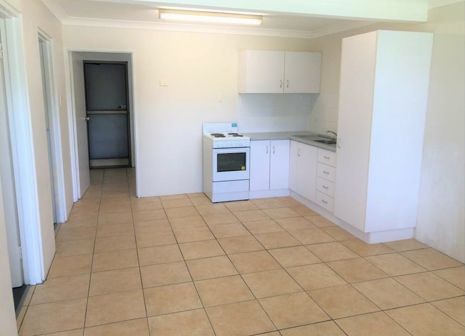 5/17 Bayne Street, Gladstone Central, QLD, 4680 - Image 3