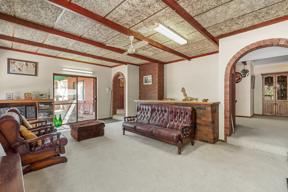 229 Neagles Rock Road, Clare, SA, 5453 - Image 21