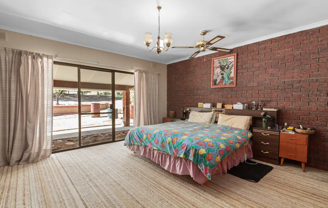 229 Neagles Rock Road, Clare, SA, 5453 - Image 25