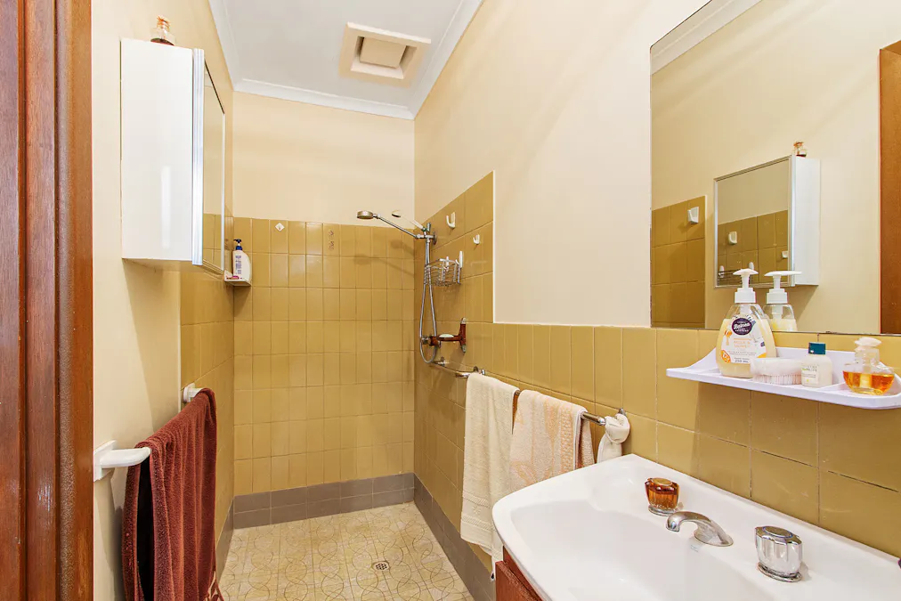 229 Neagles Rock Road, Clare, SA, 5453 - Image 26