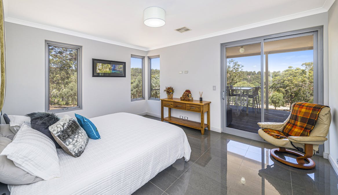 132 Wisteria Way, Chittering, WA, 6084 - Image 12