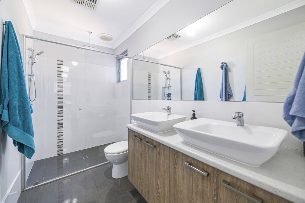 132 Wisteria Way, Chittering, WA, 6084 - Image 16