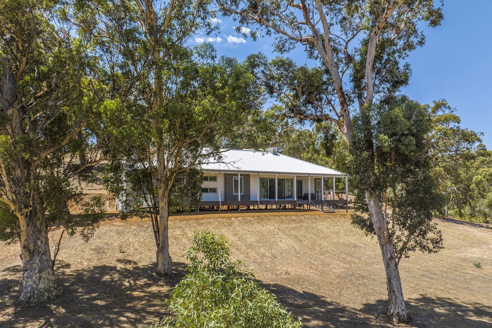 132 Wisteria Way, Chittering, WA, 6084 - Image 21