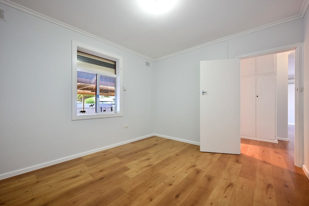 18 Winton Street, Whyalla Stuart, SA, 5608 - Image 6